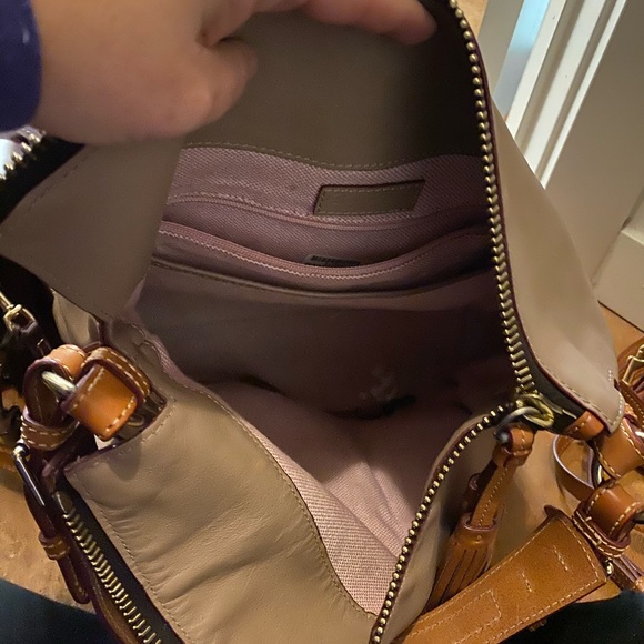 Authentic Dooney & Bourke Sac